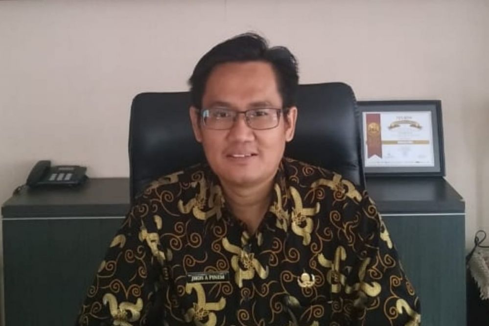 Kepala Biro Ekonomi Setda Riau, Jhon Armedi Pinem