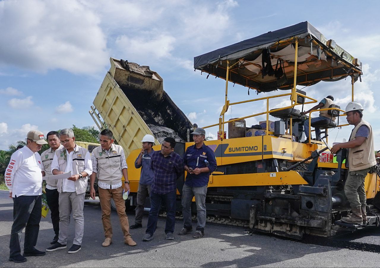 Gubri Syamsuar di Jalan Simpang Bunut-Teluk Meranti-Sebekek