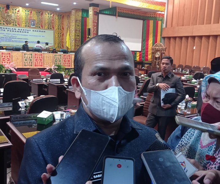 Ketua DPRD Pekanbaru Sabarudi. Foto: Surya/Riau1.