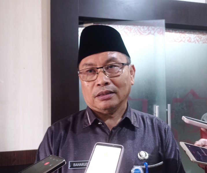 Kepala BKPSDM Pekanbaru Baharuddin. Foto: Surya/Riau1.