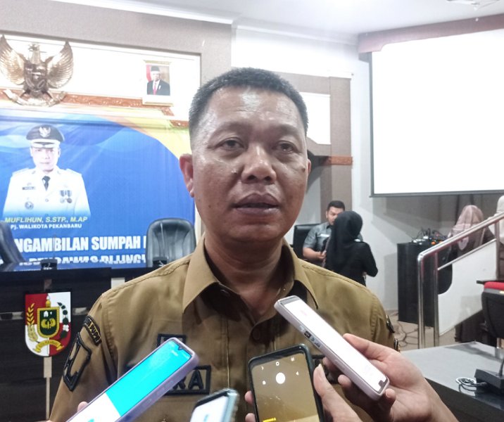 Plt Sekdako Pekanbaru Indra Pomi Nasution. Foto: Surya/Riau1.