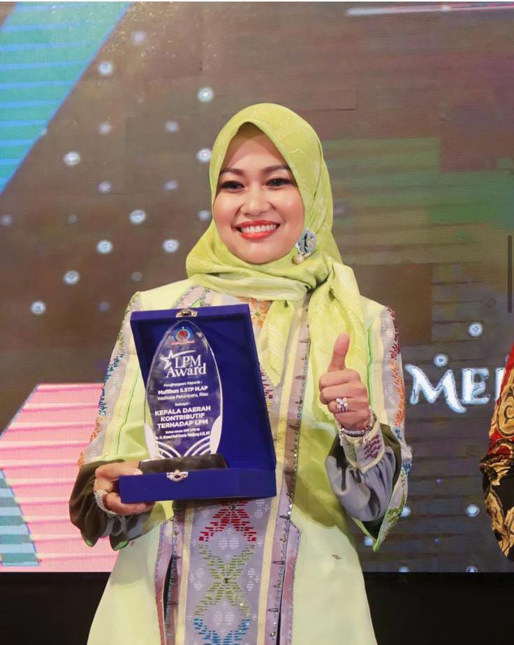 Paling Aktif dan Kontributif, Pekanbaru Boyong Dua Penghargaan di LPM Award 2022.