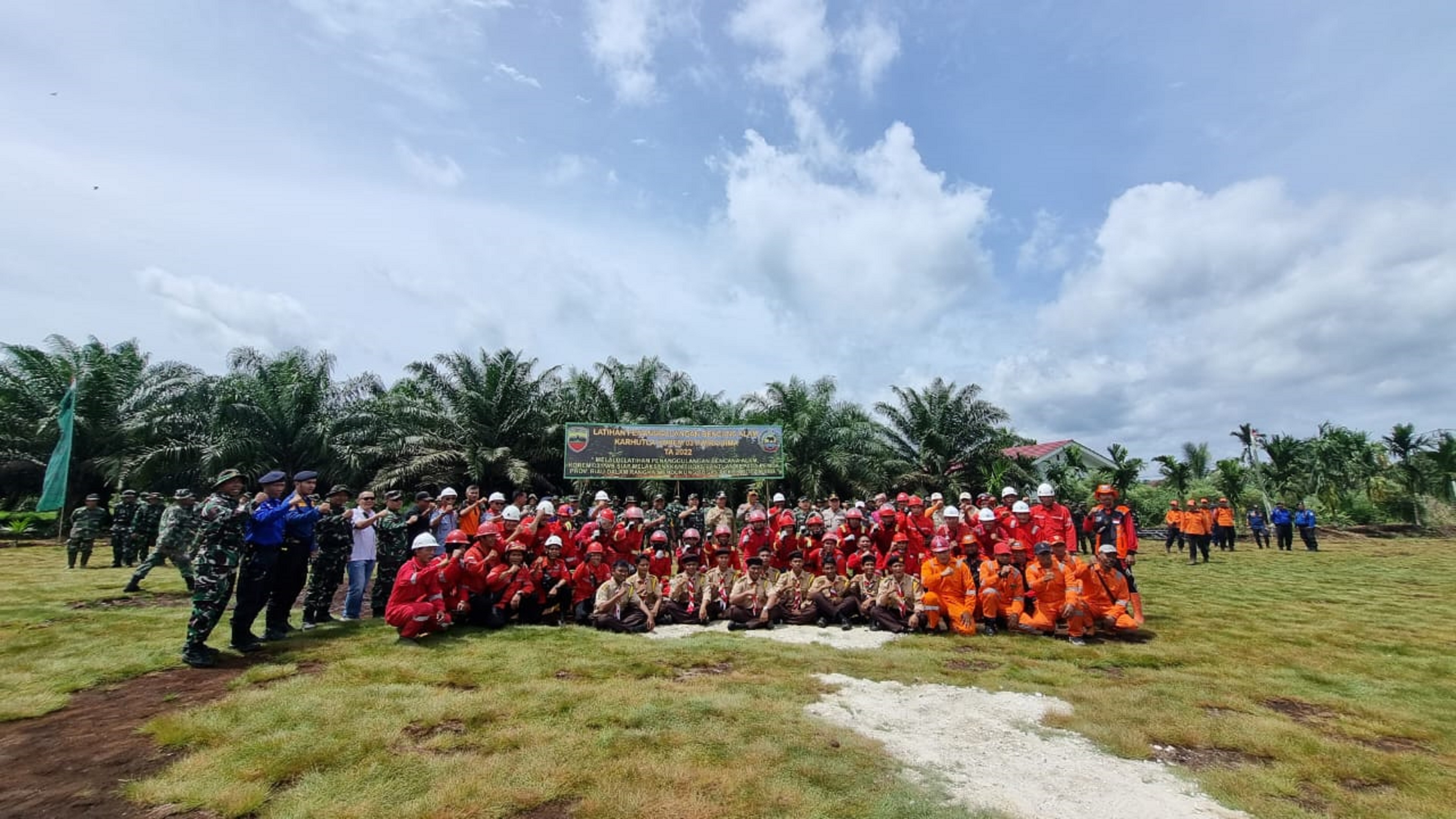 Peserta latihan penanggulangan karhutla Korem Wirabimw bersama Sinar Mas