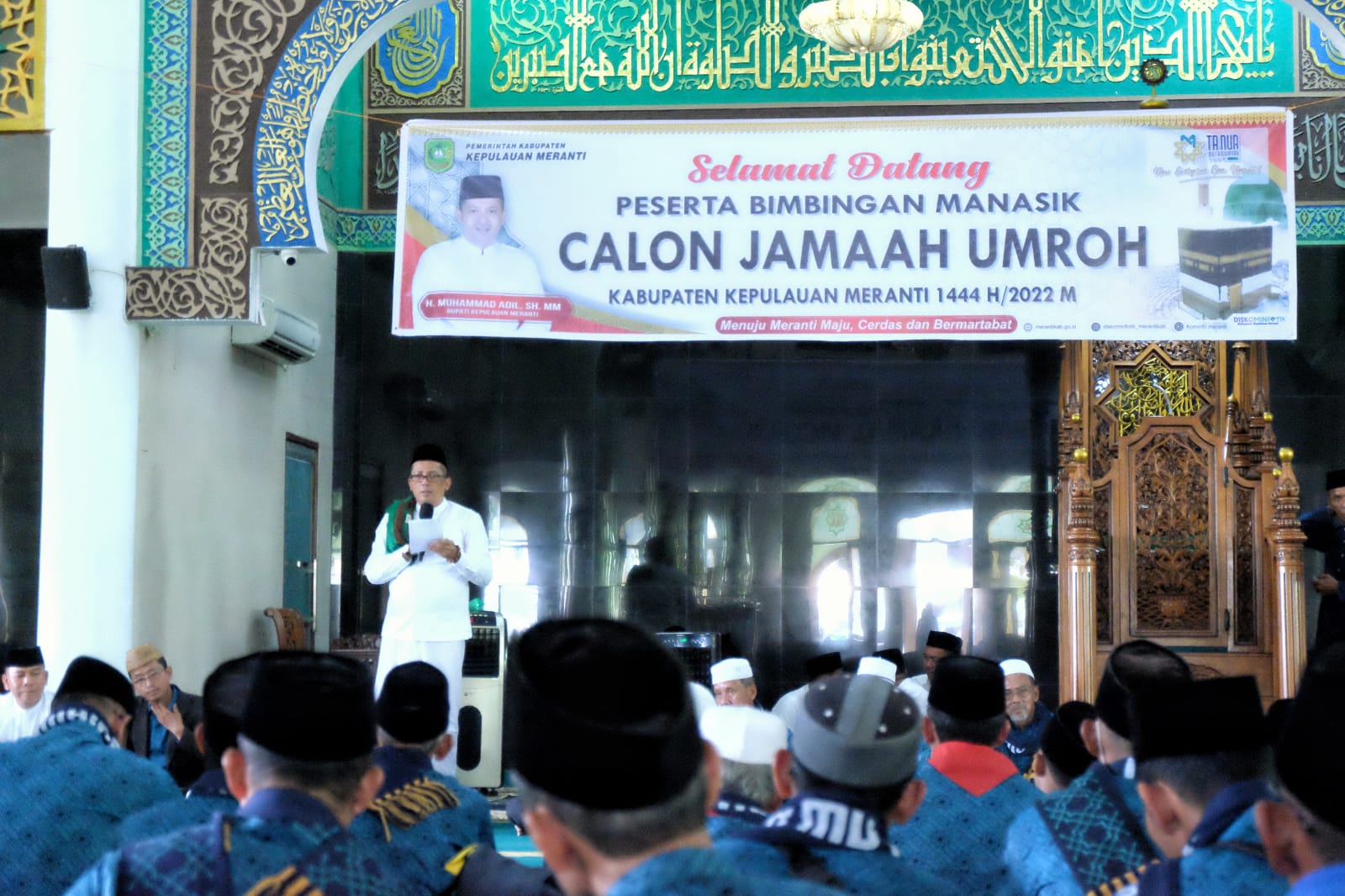 Bupati HM Adil dalam sambutannya pada acara pelepasan calon jemaah umrah