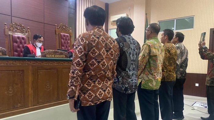 Saksi persidangan kasus Korupsi Dana BOS SMKN 1 Batam (Foto:Batamnews)
