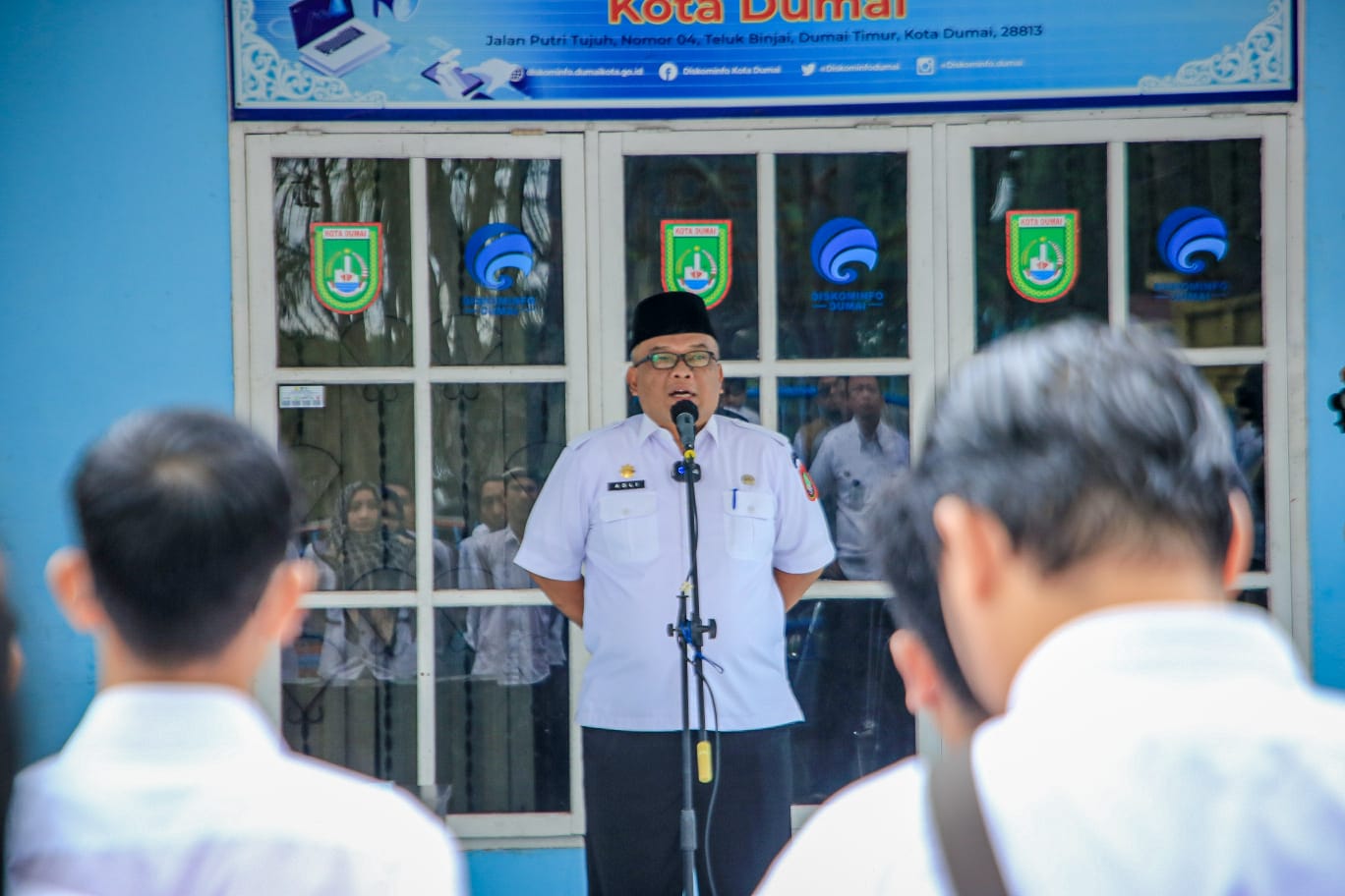 Kepala Diskominfotiksan Dumai, Drs. H. Khairil Adli dalam arahannya