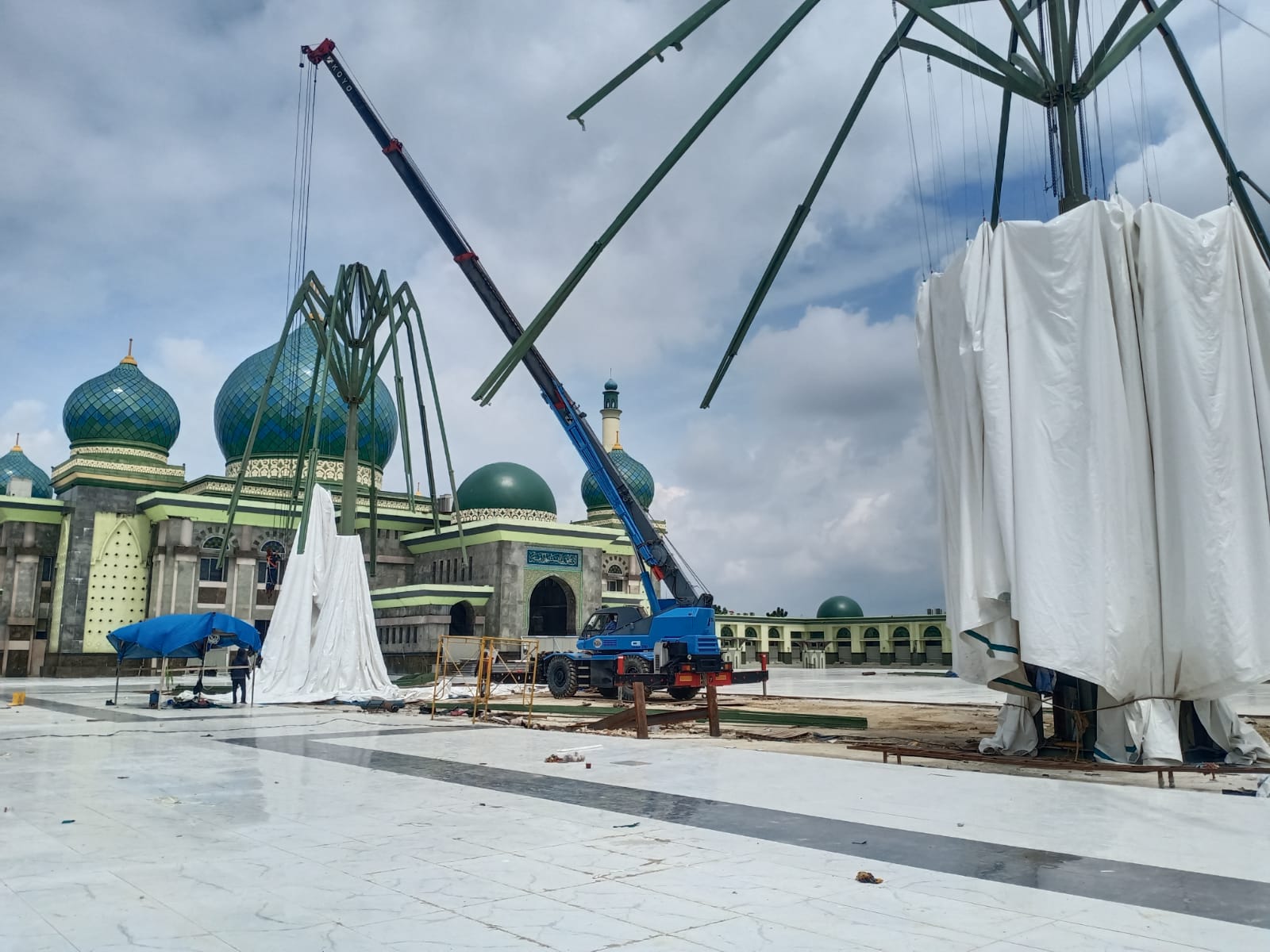 Pembangunan Payung Elektrik Masjid Raya Annur