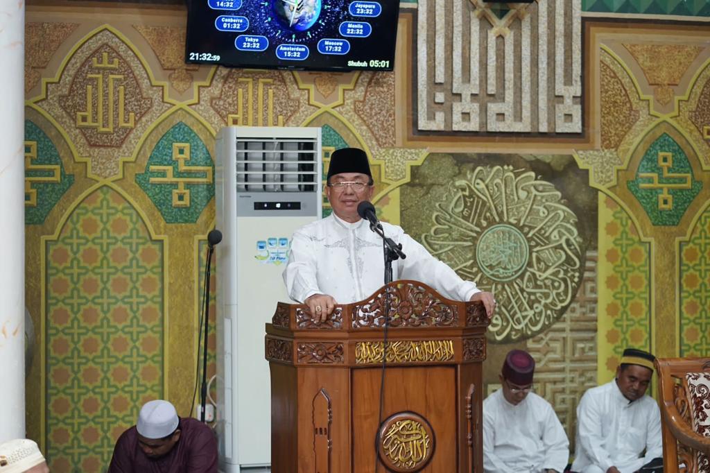 Bupati HM Wardan dalam sambutannya saat peringatan Isra Miraj