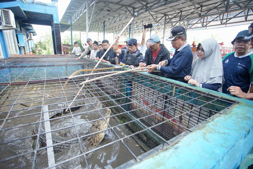 Bupati HM Wardan tinjau sarana prasarana Damkar Inhil