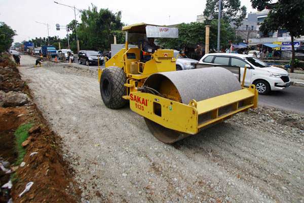 Perbaikan jalan rusak di Kabupaten Indragiri Hulu