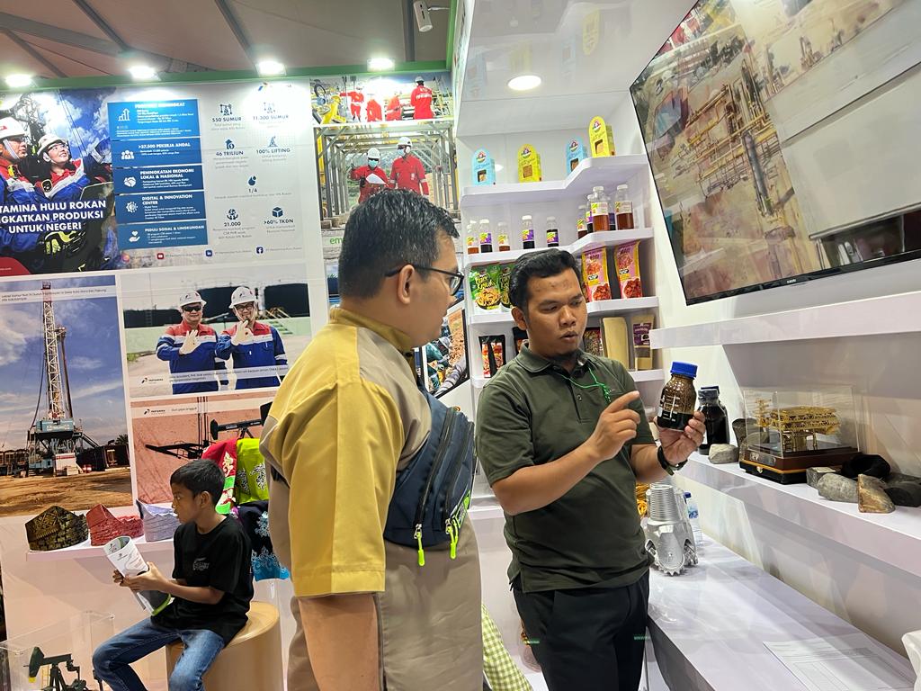 Stand KKKS dan SKK Migas di Kampar Expo 2023