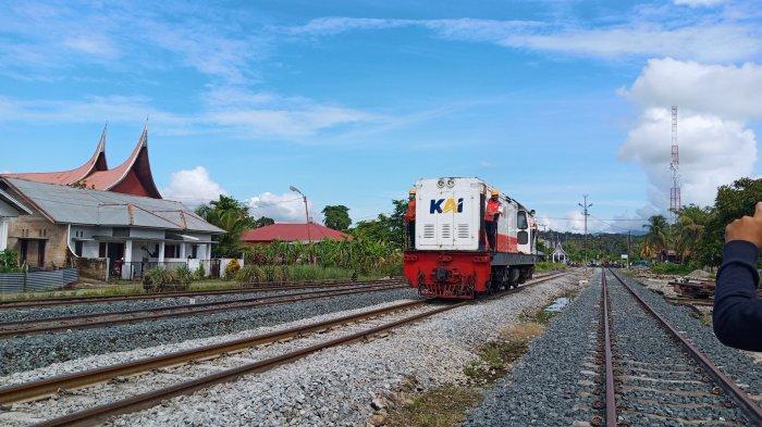 Kereta Api di Kota Padang