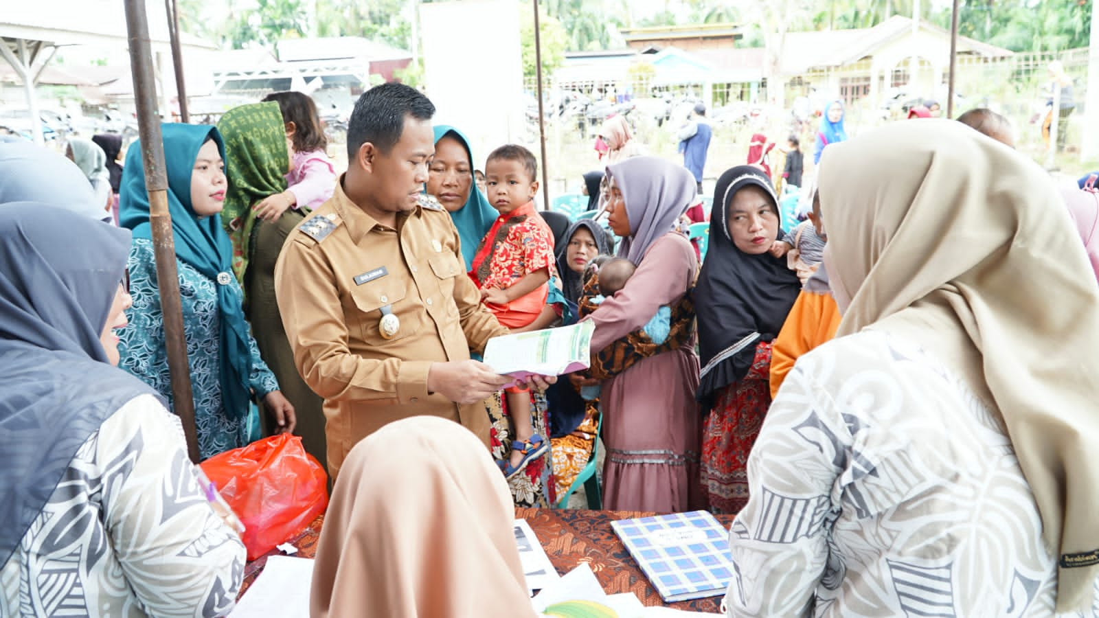 Wakil Bupati Rokan Hilir, Sulaiman tinjau imunisasi polio