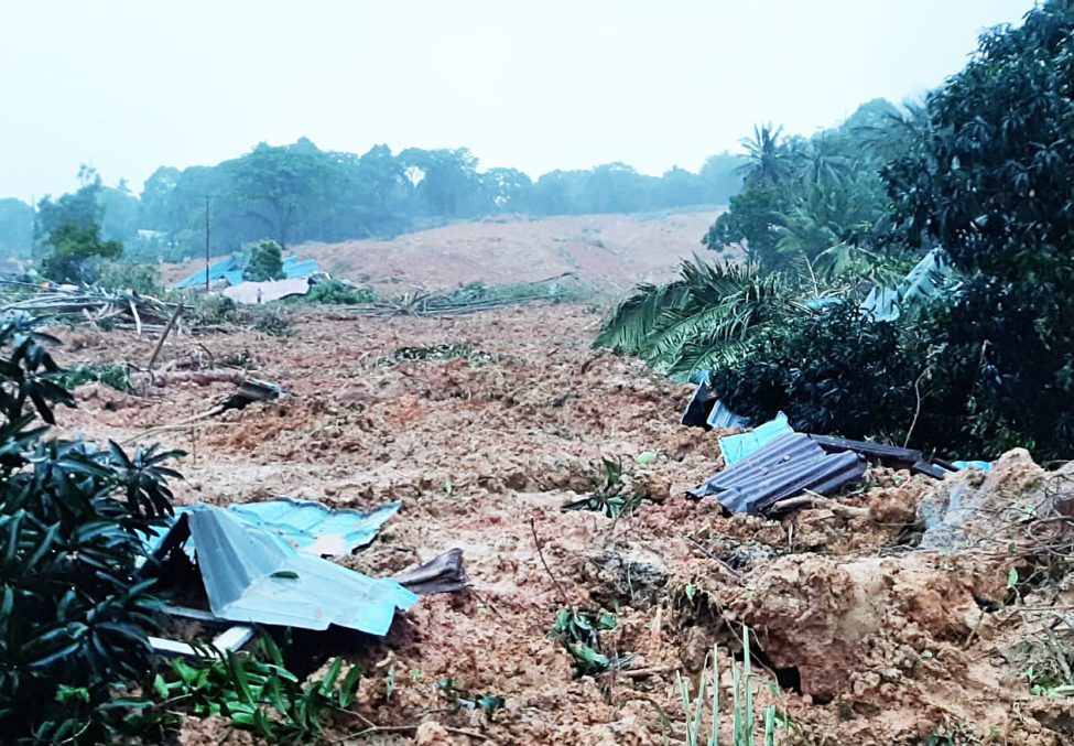 Lokasi longsor di Natuna