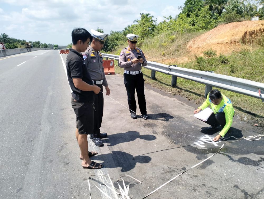 Lokasi tabrakan truk di Tol Pekanbaru-Dumai