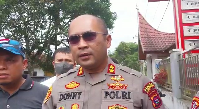 Kapolres Padang Panjang AKBP Donny Bramanto