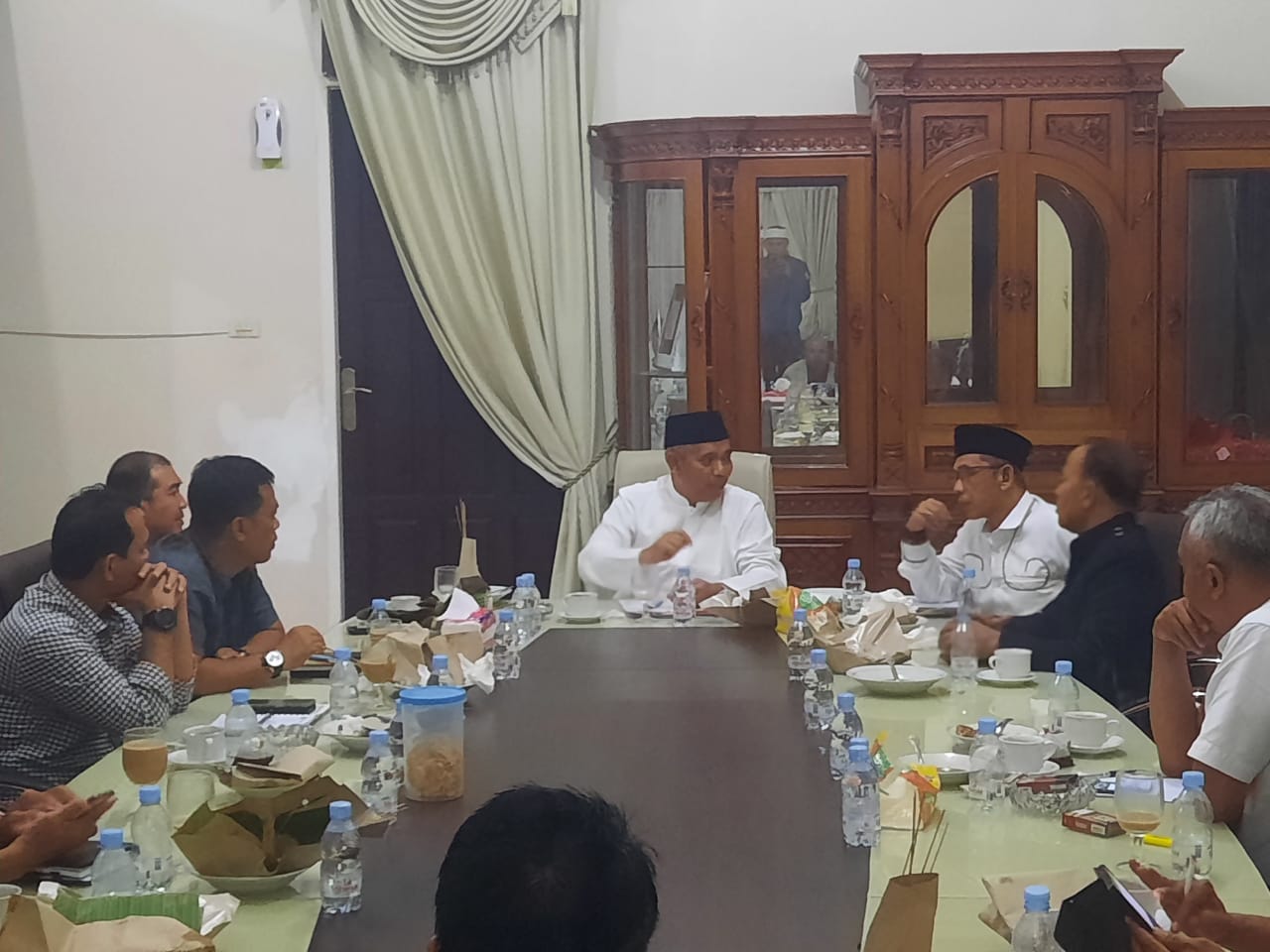 Rapat yang dipimpin Pj Bupati Kampar, Dr Kamsol