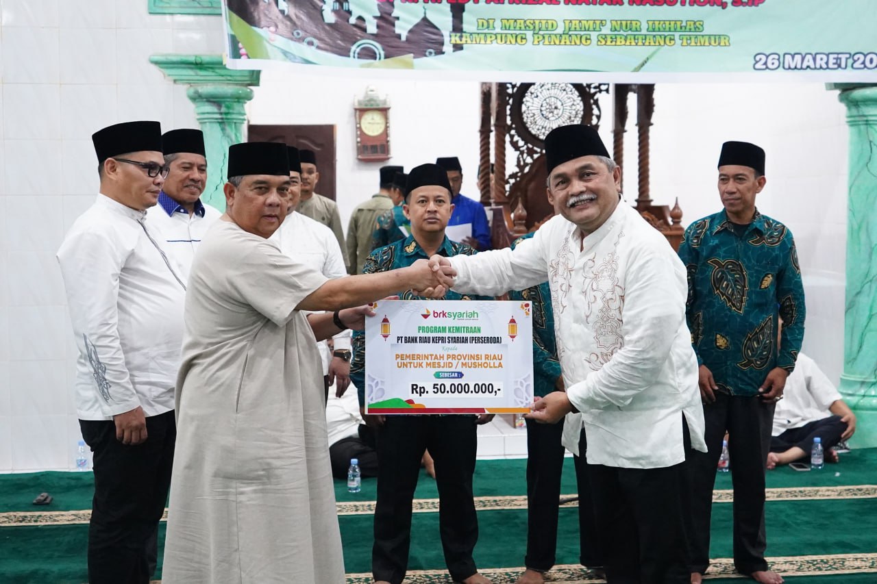 Wagubri Edy Natar safari ramadhan di Siak