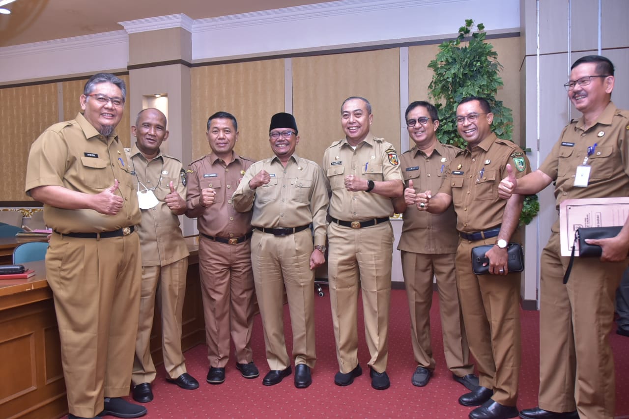 Pertemuan Sekda se Riau dalam komitmen sukseskan Pemilu 2024