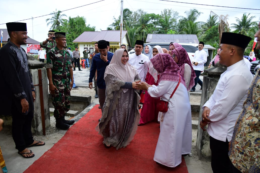 Safari Ramadhan Bupati Kasmarni di Tanjung Punak Rupat