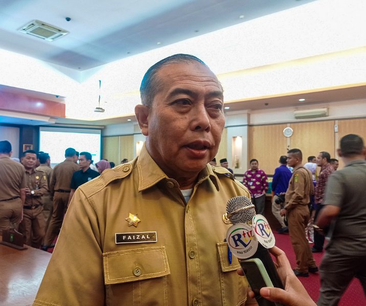 Ketua Satgas PPLN Pekanbaru Syoffaizal yang juga Kepala Badan Kesbangpol. Foto: Surya/Riau1.