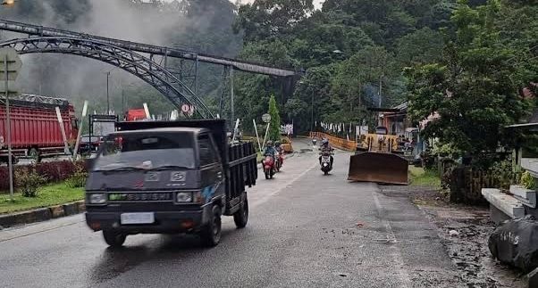 Jalur Padang-Bukittinggi