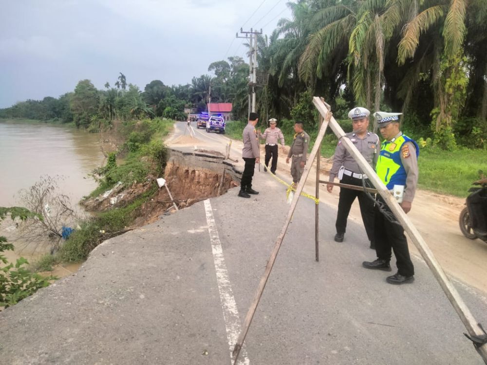 Lokasi abrasi di Petalongan Inhu