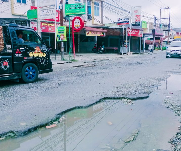Jalan Suka Karya segera dioverlay Dinas PUPR Pekanbaru. Foto: Istimewa.
