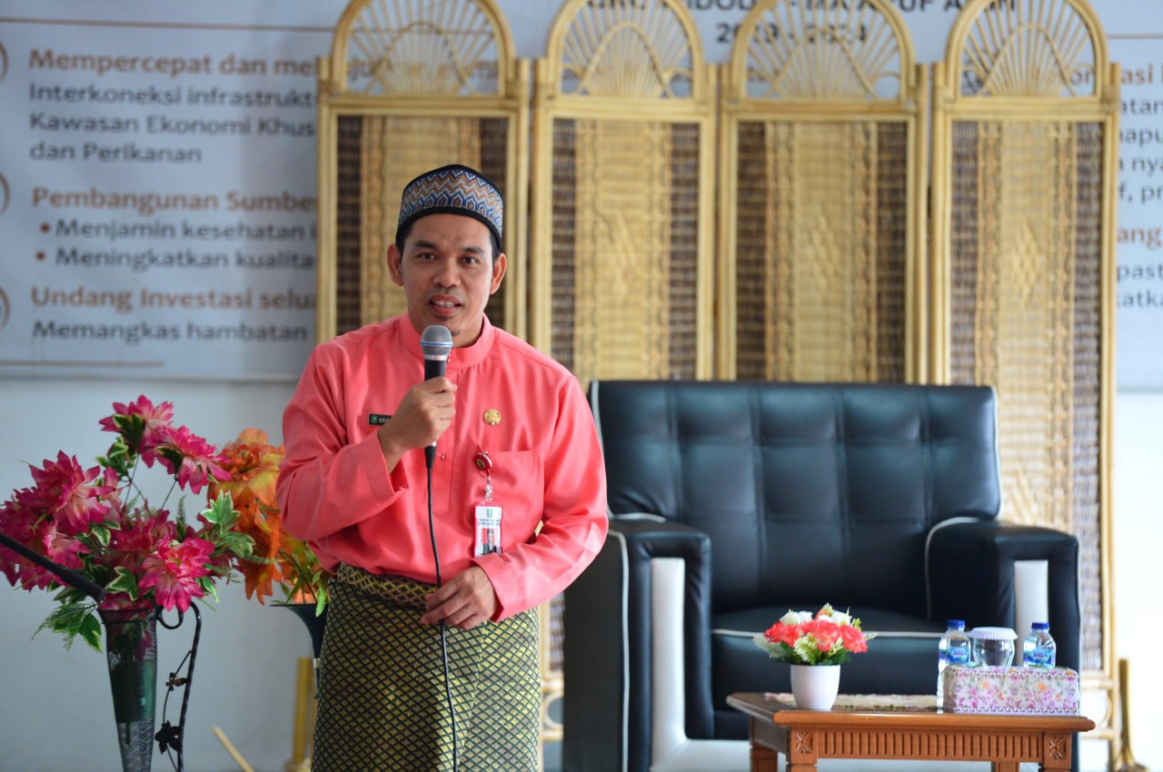 Kepala Diskominfotik Provinsi Riau, Erisman Yahya