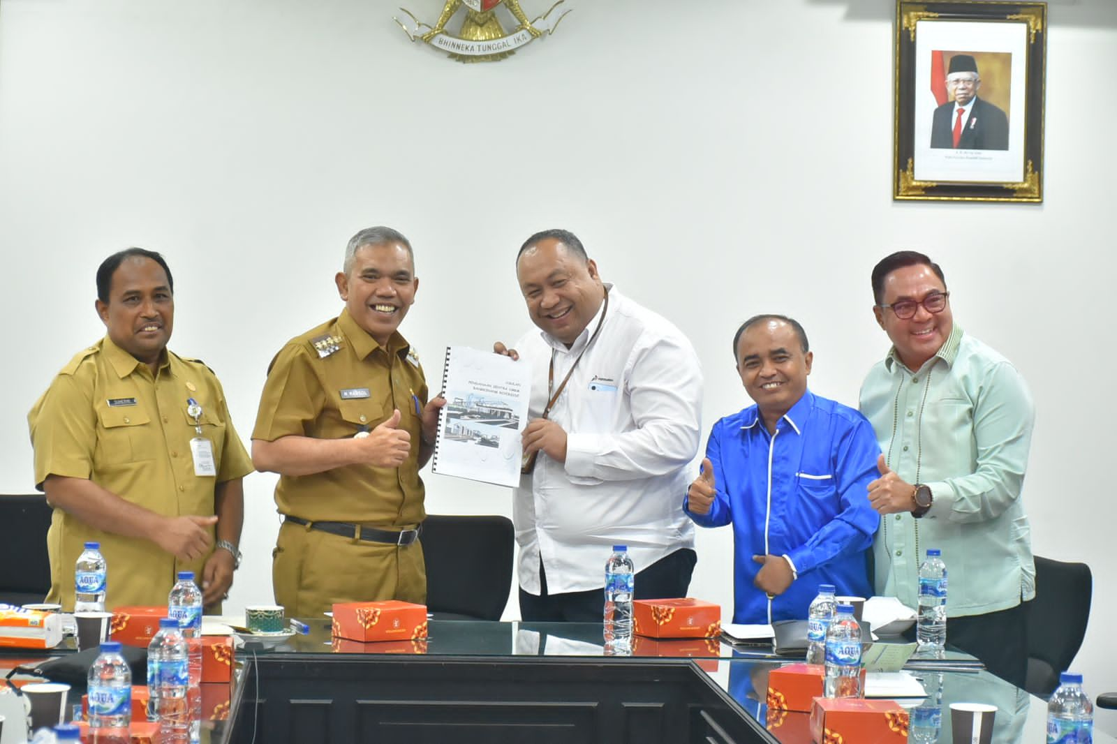 Pertemuan Pj Bupati Kampar dengan pihak PT PHR