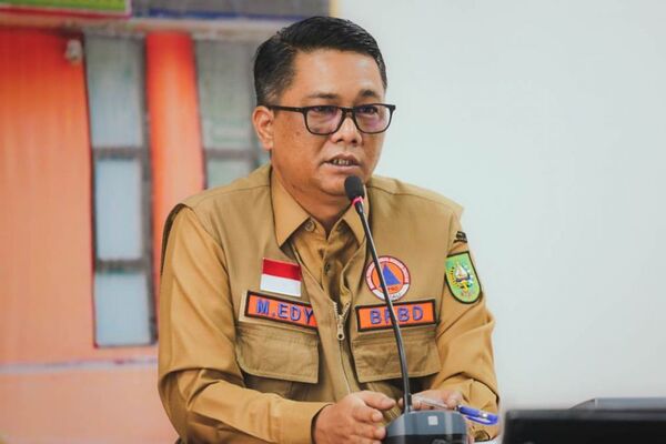 Kepala BPBD Riau, Edy Afrizal