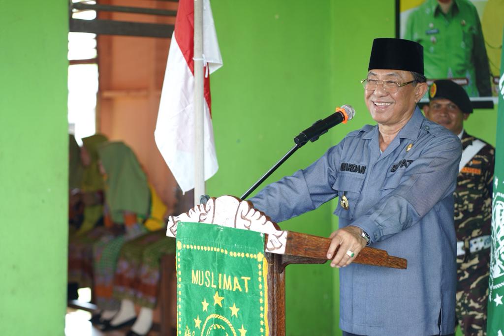 Bupati HM Wardan di Kecamatan Teluk Belengkong