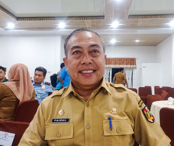 Kepala Badan Kesbangpol Pekanbaru Syoffaizal usai Rapat Forkopimda di Balai Prajurit Edi Harjoko Lanud Roesman Nurjadin, Senin (12/6/2023). Foto: Surya/Riau1.