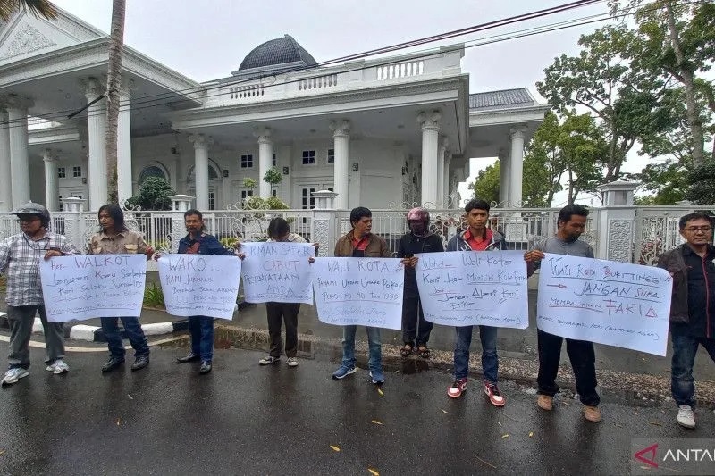 Aksi wartawan di Bukittinggi/Antara