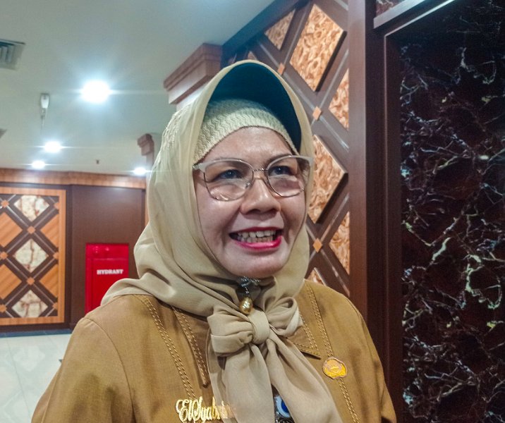 El Syabrina pensiun sebagai ASN dan Kepala Disketapang Pekanbaru pada 1 Juli 2023. Foto: Surya/Riau1.