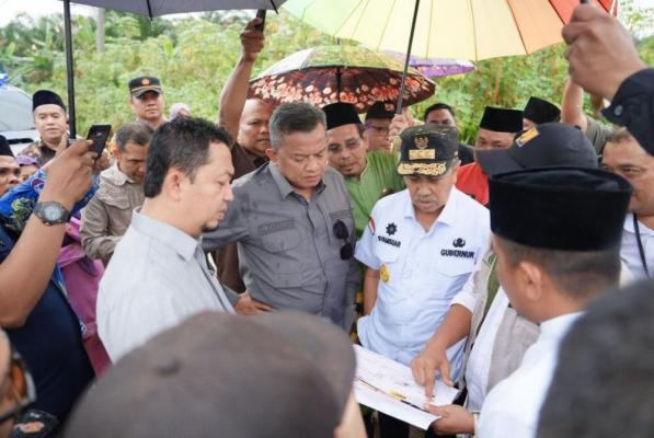 Peninjaun jalan di Pelalawan dan Kampar