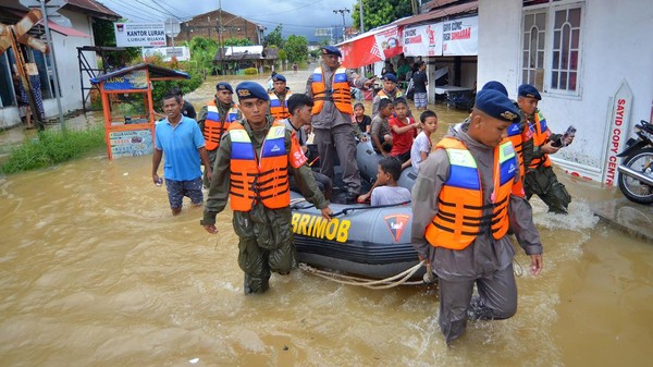 Banjir di Kota Padang