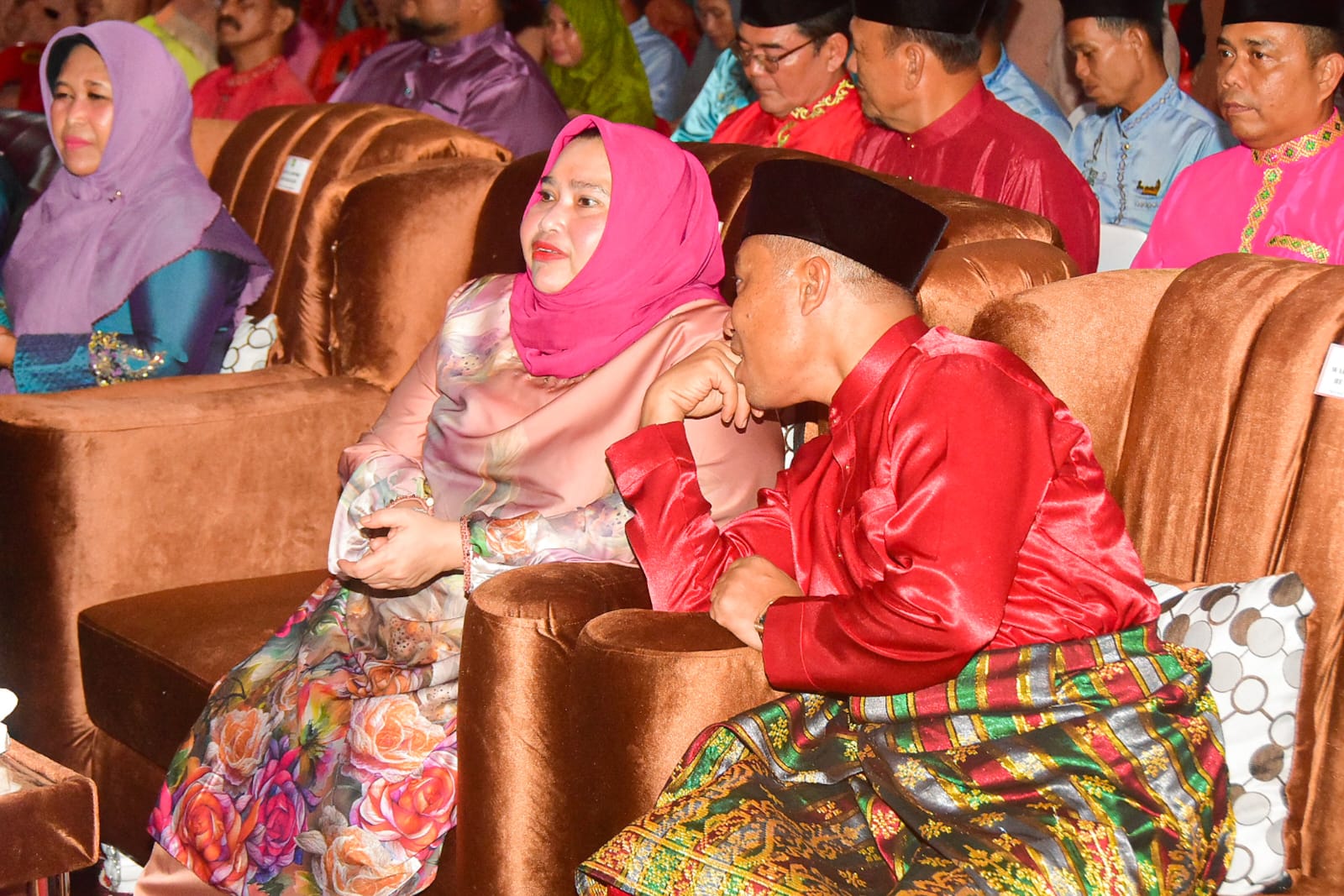 Bupati Kasmarni dan Wabup Bagus saat buka MTQ