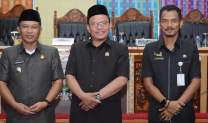 Ketua DPRD Bengkalis dan Wabup Bagus Santoso