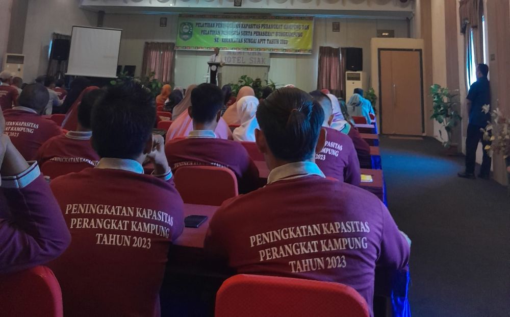 Pembukaan pelatihan bagi perangkat Kampung di Siak