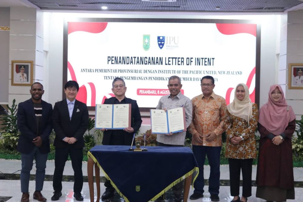 Penandatanganan letter of intent Pemprov Riau dengan IPU