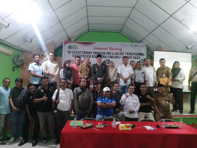 Pertemuan Bupati Kuansing dengan insan pers