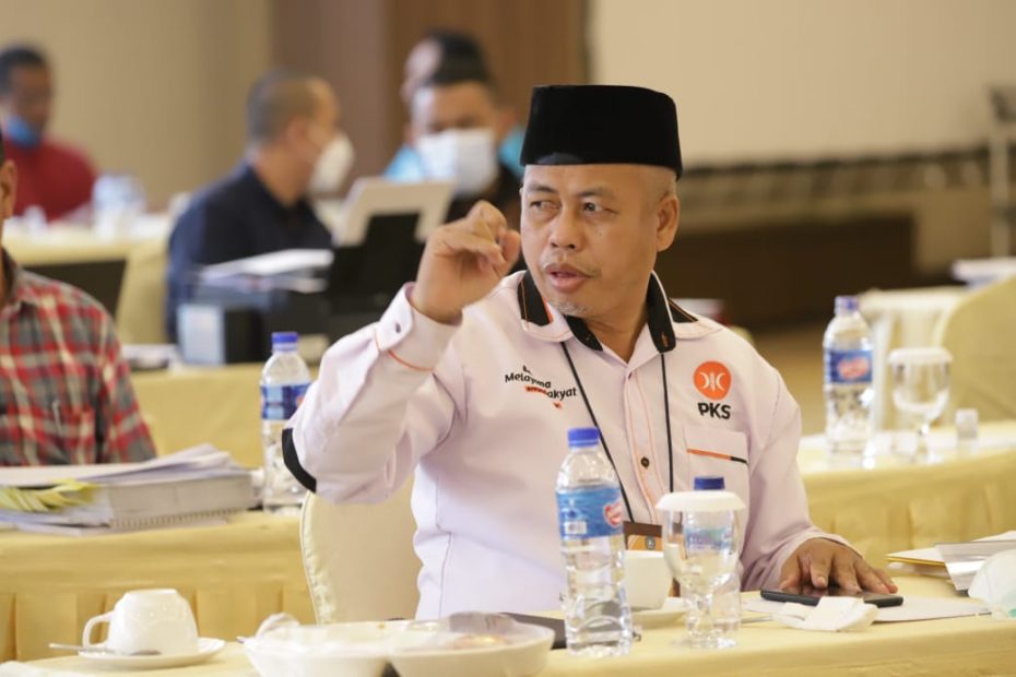 Ketua Fraksi PKS DPRD Kepri, Hanafi Ekra