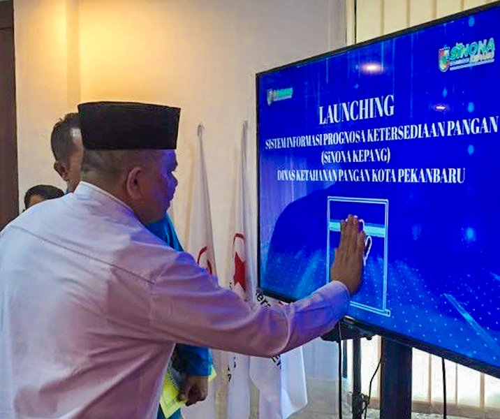 Plt Kepala Disketapang Pekanbaru Mahyuddin saat meresmikan aplikasi Sinona Kepang, Senin (11/9/2023). Foto: Istimewa.