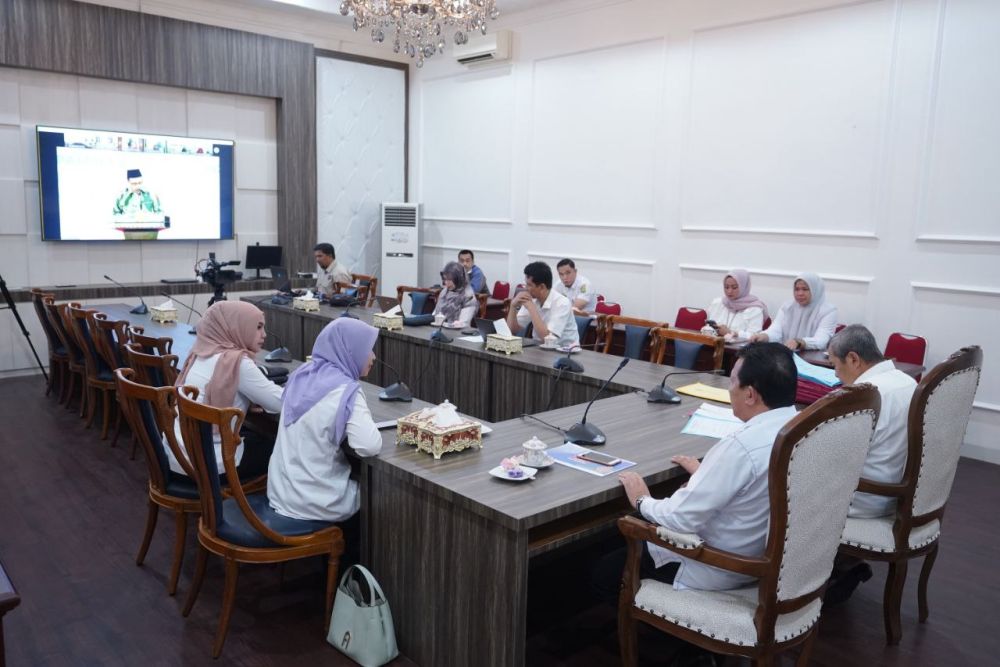 Rapat virtual Ombudsman RI dengan Gubri Syamsuar