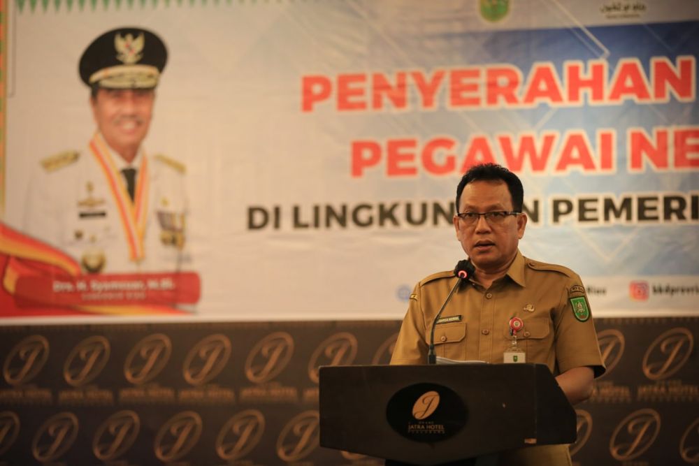 Kepala BKD Riau, Ikhwan Ridwan