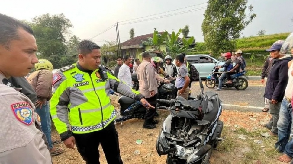 Sepeda motor yang digunakan korban kecelakaan di Jalan Raya Padang Panjang-Solok
