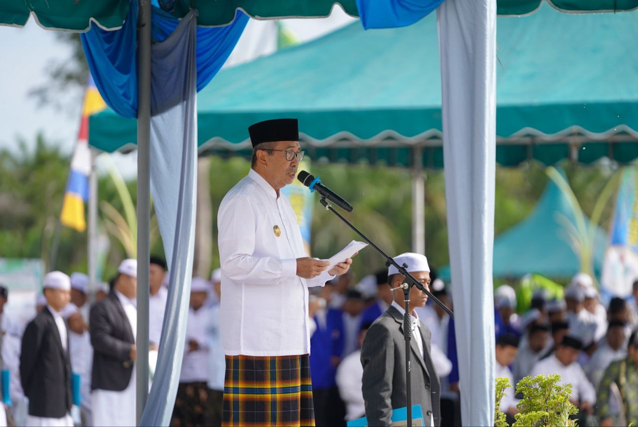 Gubri Syamsuar dalam amanatnya di peringatan hari santri