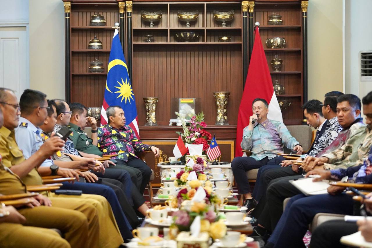Pertemuan Gubri Syamsuar dengan Dubes Malaysia, Dato Syed Md Hasrin Syed Hussin