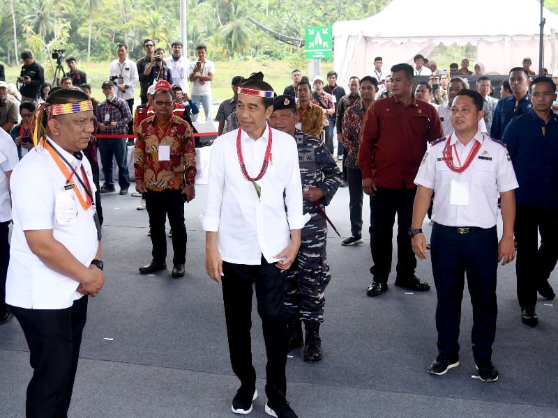Presiden Joko Widodo saat peresmian Bandara Mentawai/Biro Pers Sekretariat Presiden